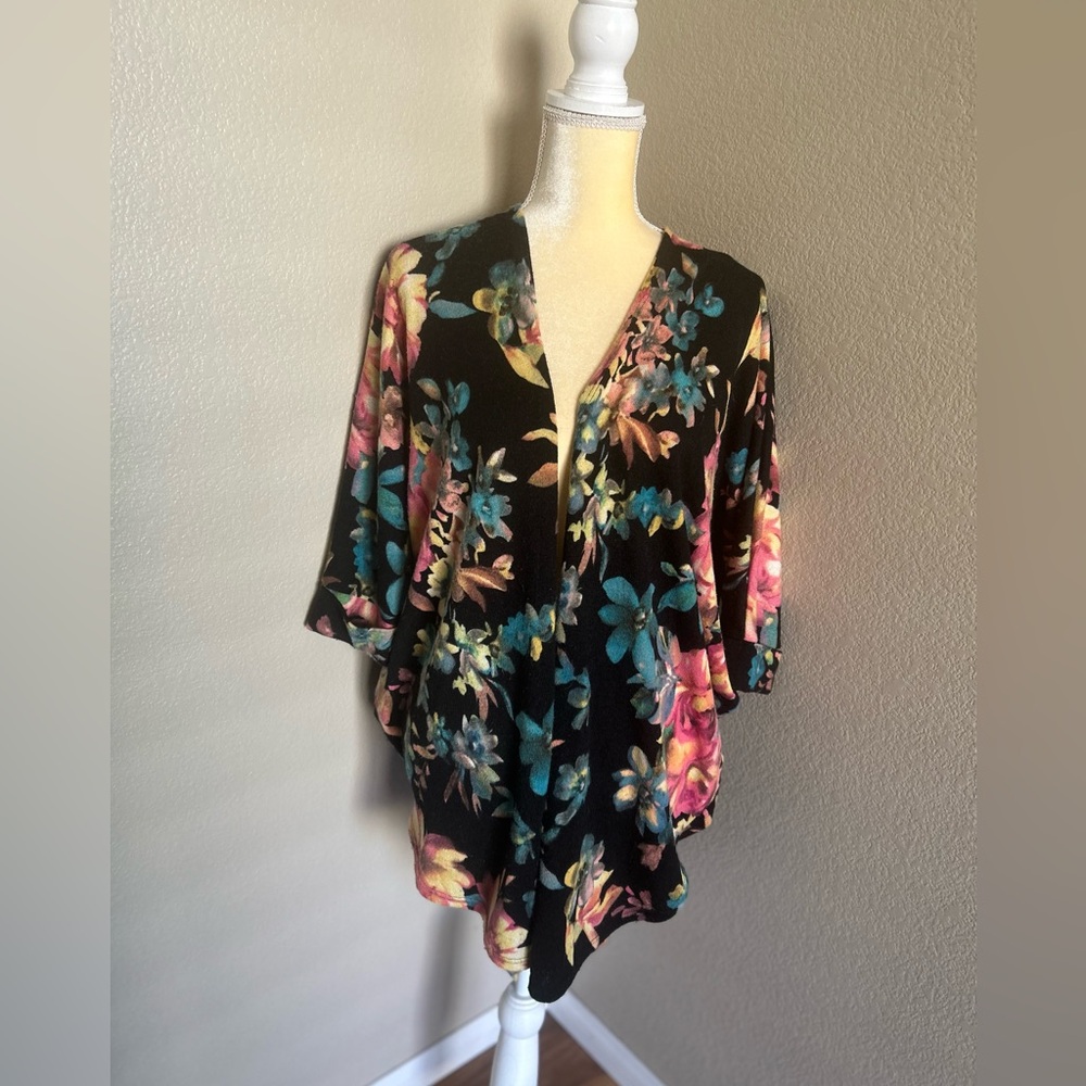 Audrey Multicolor Floral Wrap size M